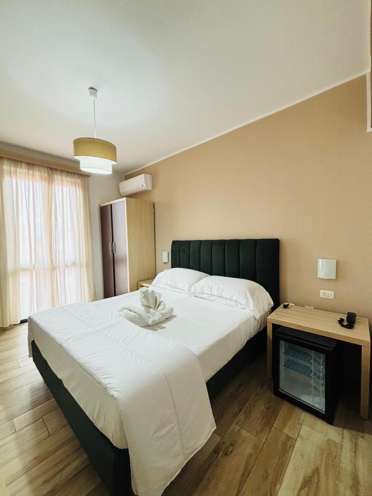 Virginia Hotel 3*
