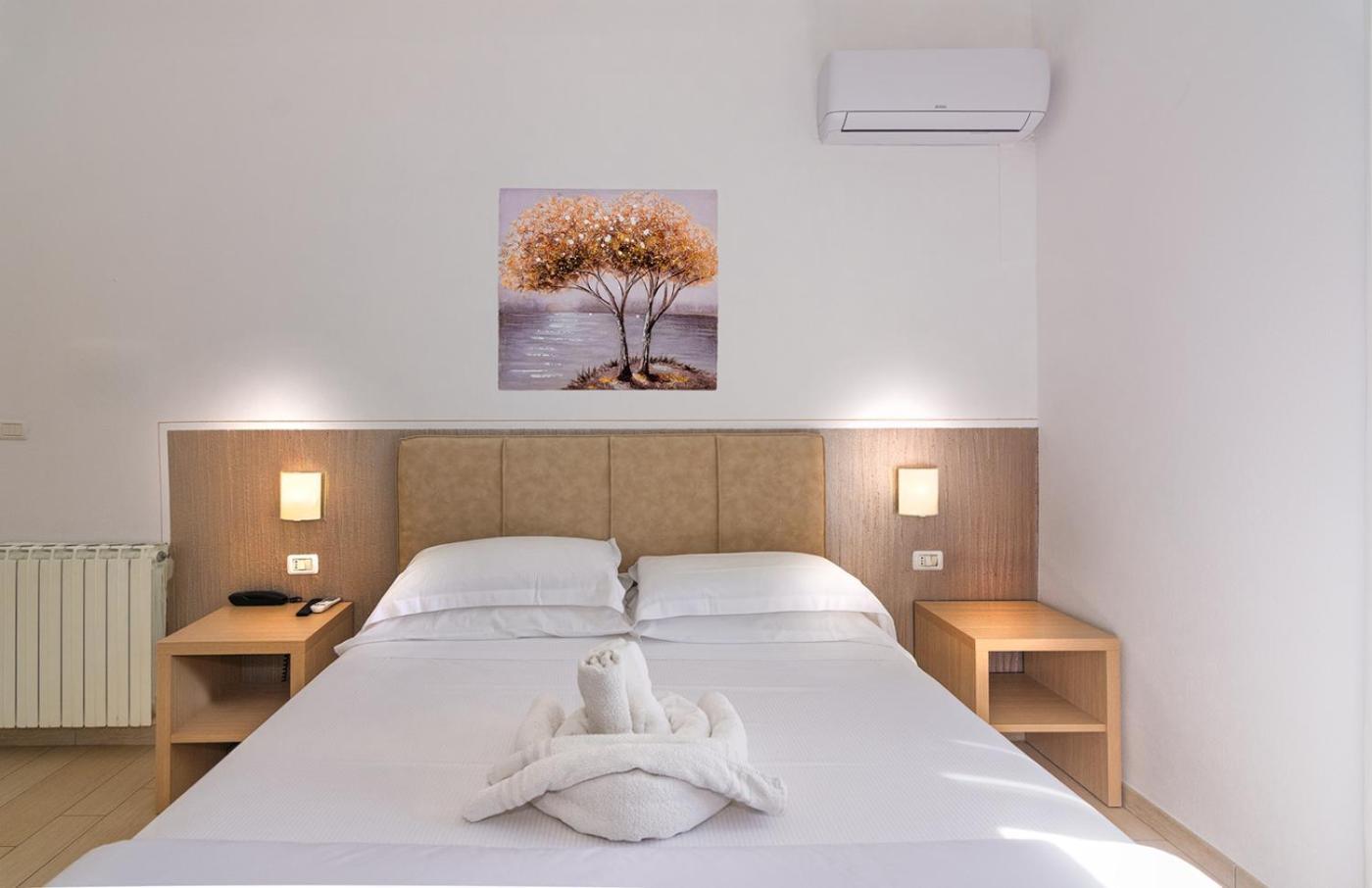 Virginia Hotel 3*